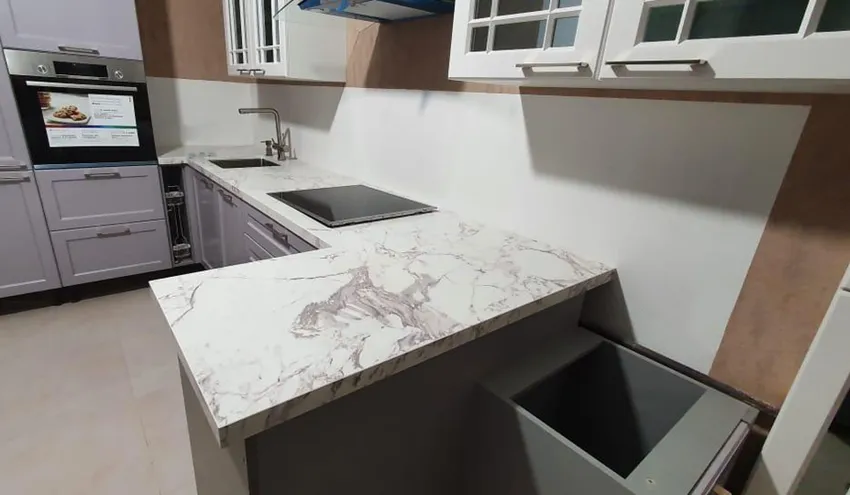 Кварцевый агломерат Super White